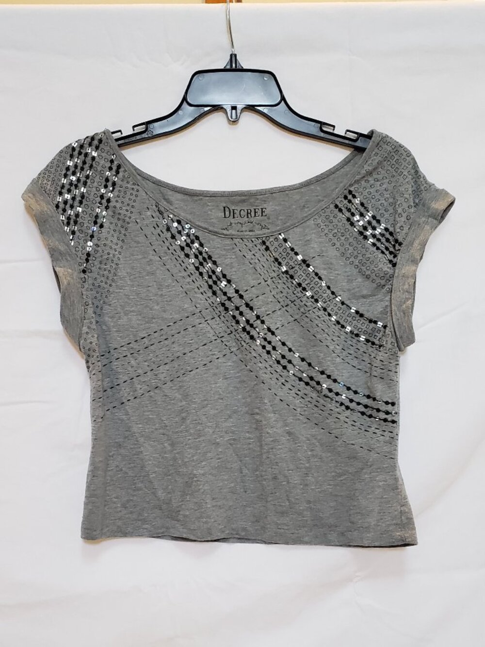 Decree top